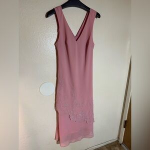 Sleeveless V-Neck Midi Dress in Dusty Rose